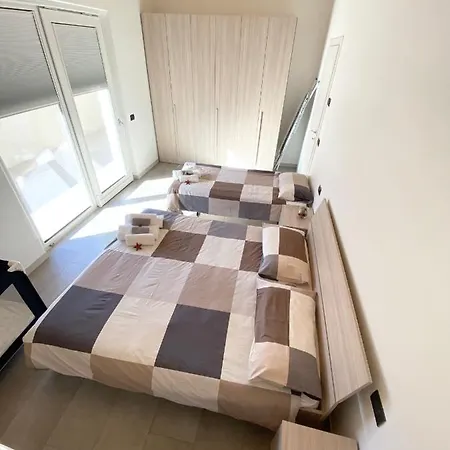 Attico Bella Vista 두비노