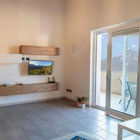 아파트 Attico Bella Vista *